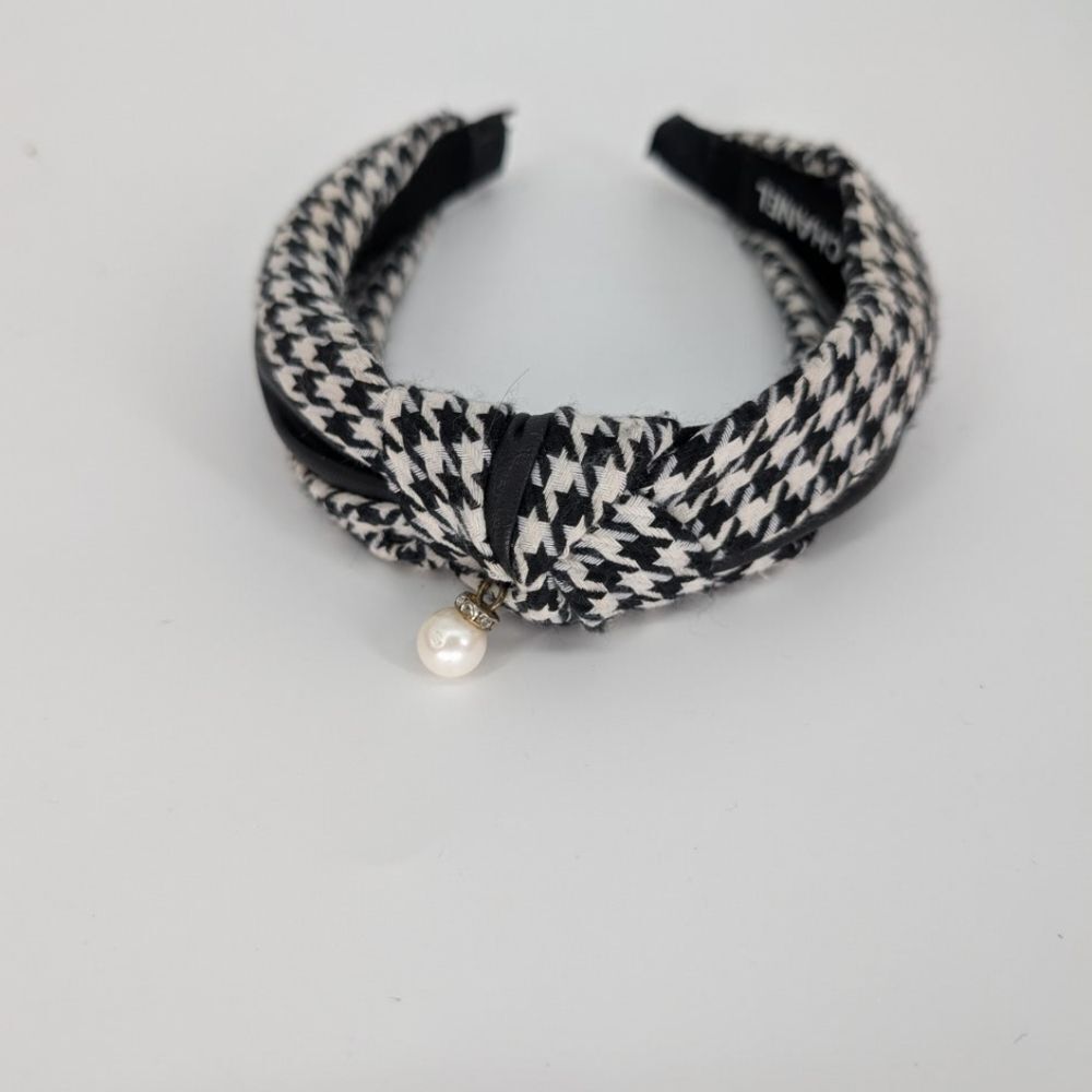 Chanel Headband - Picture 2 of 12